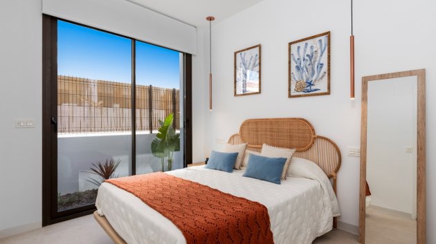 Obra nueva - Chalets -
Los Alcazares - Los Alcázares