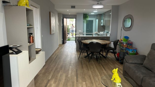 Reventa - Apartamentos -
Orihuela Costa - Los Dolses