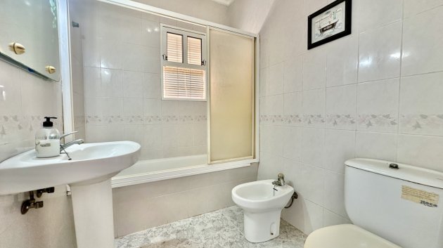 Reventa - Apartamentos -
Orihuela Costa - Playa Flamenca