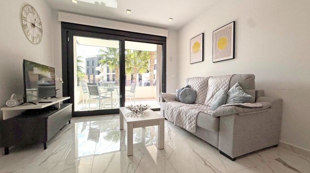 Reventa - Apartamentos -
Orihuela Costa - Los Altos