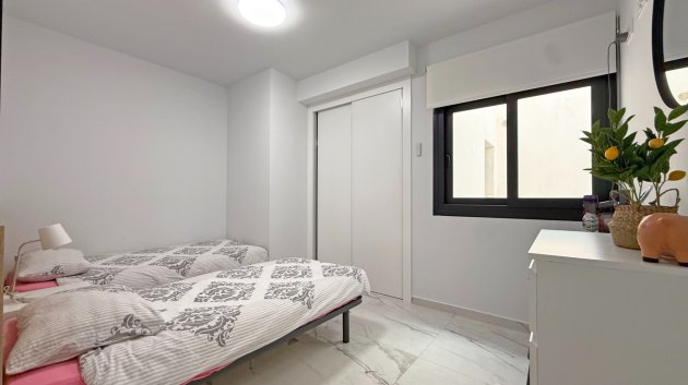 Reventa - Apartamentos -
Orihuela Costa - Los Altos