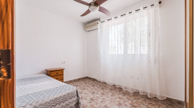 Reventa - Adosado -
Orihuela Costa - Los Altos