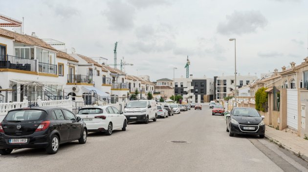 Reventa - Adosado -
Orihuela Costa - Los Altos