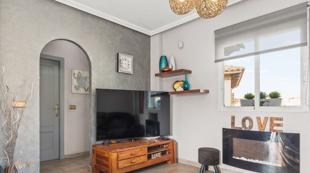 Reventa - Chalets -
Orihuela Costa - Playa Flamenca