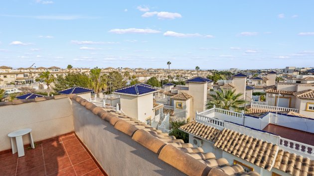 Reventa - Chalets -
Orihuela Costa - Playa Flamenca