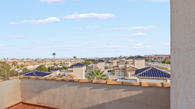 Reventa - Chalets -
Orihuela Costa - Playa Flamenca