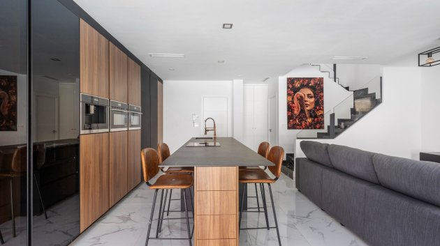 Reventa - Chalets -
Los Montesinos - La Herrada