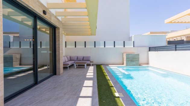 Reventa - Chalets -
Los Montesinos - La Herrada