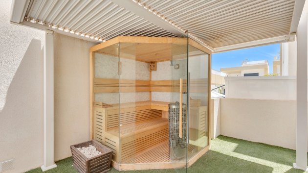 Reventa - Chalets -
Los Montesinos - La Herrada