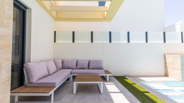 Reventa - Chalets -
Los Montesinos - La Herrada