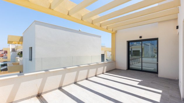 Reventa - Chalets -
Los Montesinos - La Herrada