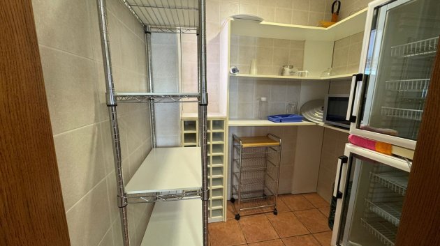 Resale - Townhouse -
Los Montesinos