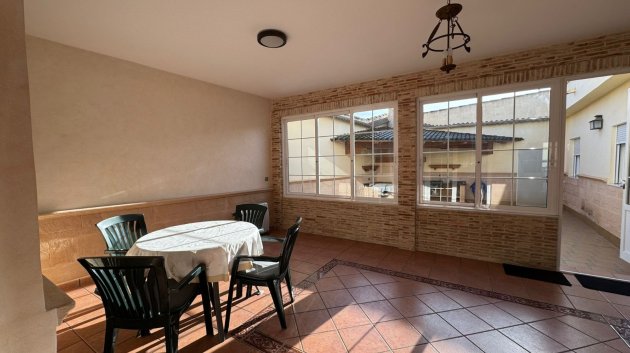 Resale - Townhouse -
Los Montesinos