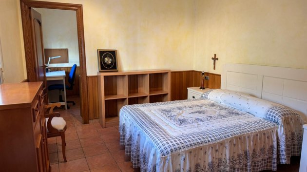 Resale - Townhouse -
Los Montesinos