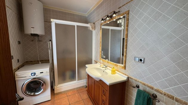 Resale - Townhouse -
Los Montesinos