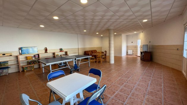 Resale - Townhouse -
Los Montesinos