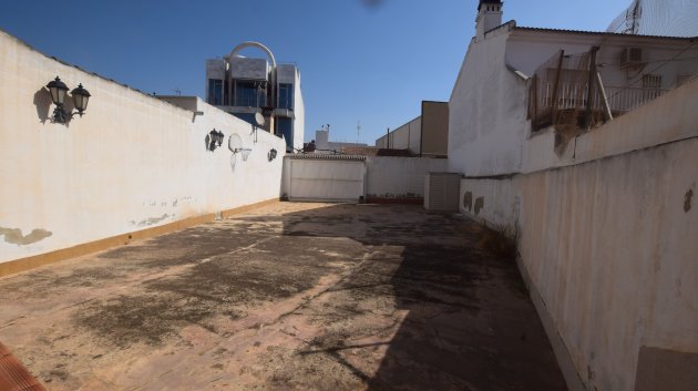 Resale - Townhouse -
Los Montesinos