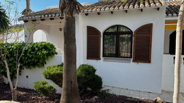 Reventa - Chalets -
Orihuela Costa - Los Dolses