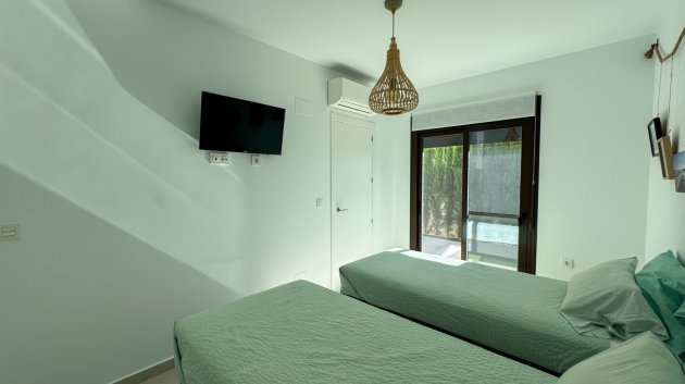 Resale - Townhouse -
Algorfa