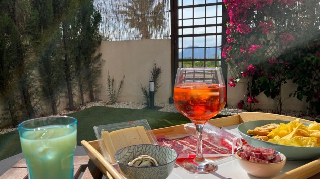 Resale - Townhouse -
Algorfa