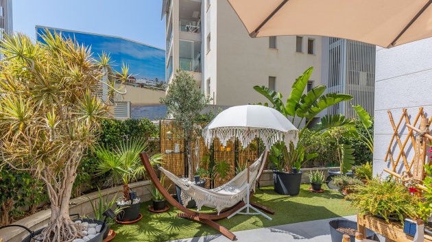 Reventa - Apartamentos -
La Mata - Playa