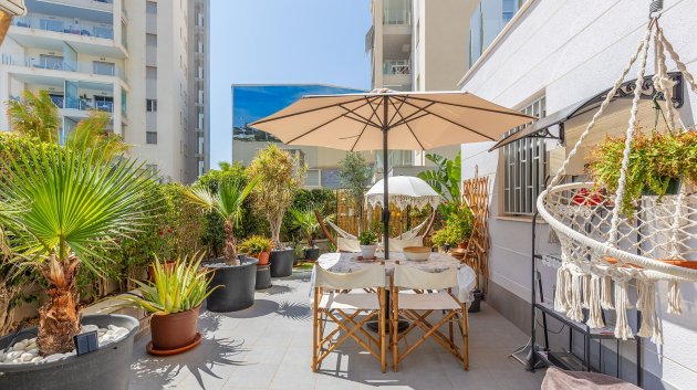 Reventa - Apartamentos -
La Mata - Playa