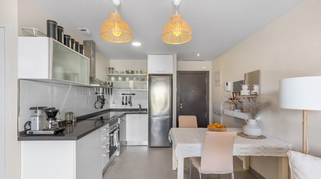 Reventa - Apartamentos -
La Mata - Playa