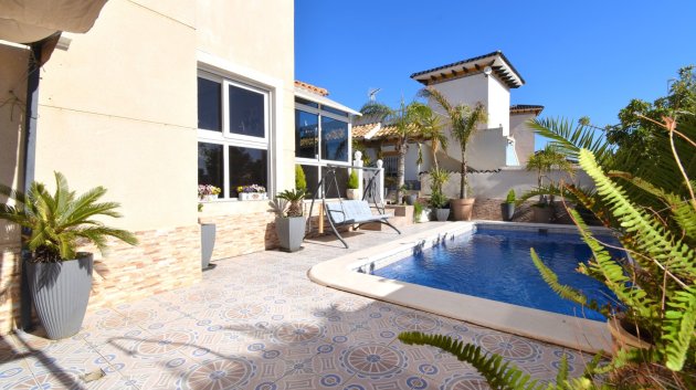 Resale - Villa -
Orihuela Costa - Playa Flamenca