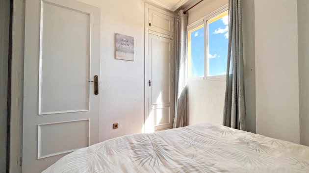 Reventa - Chalets -
Orihuela Costa - La Zenia