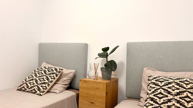 Reventa - Apartamentos -
Torrevieja - Playa del Cura