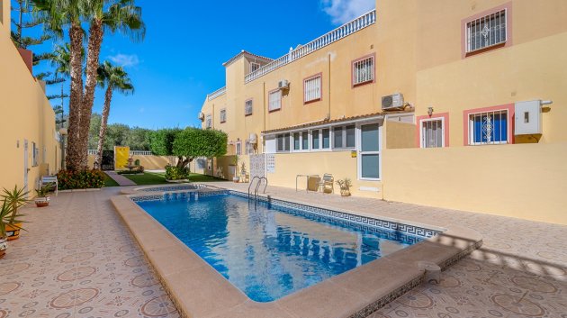 Resale - Apartments -
San Miguel de Salinas - Orihuela Costa