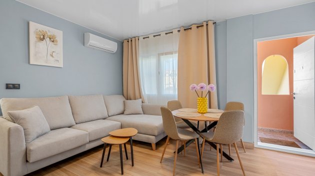 Resale - Apartments -
San Miguel de Salinas - Orihuela Costa