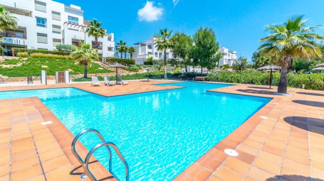 Reventa - Apartamentos -
Orihuela Costa - Las Colinas golf