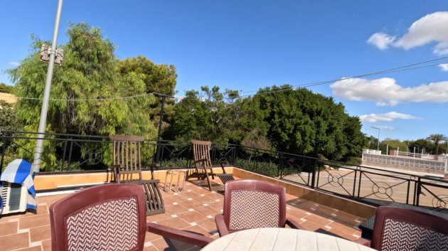 Reventa - Terraced house / Townhouse -
Torrevieja - El Acequión - Los Náufragos