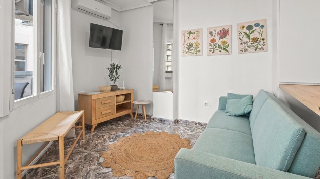 Reventa - Apartamentos -
Torrevieja - Playa del Cura