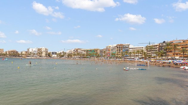 Reventa - Apartamentos -
Torrevieja - Playa del Cura