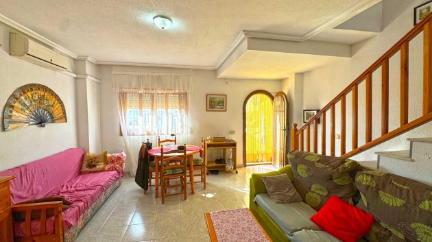 Reventa - Adosado -
Torrevieja