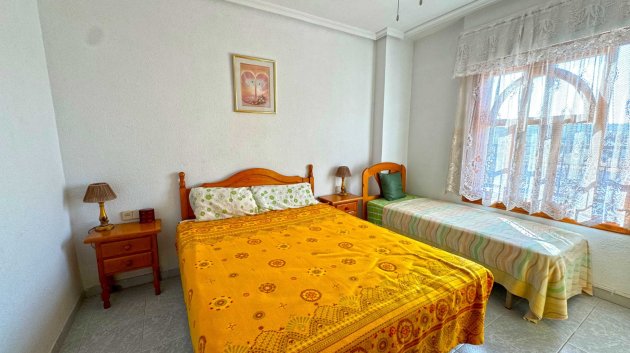 Reventa - Adosado -
Torrevieja