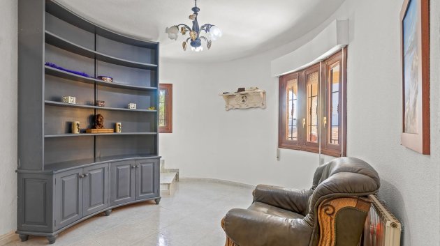 Reventa - Chalets -
Villamartín - Res. Las Filipinas