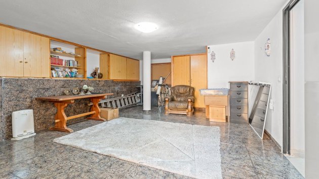 Reventa - Chalets -
Villamartín - Res. Las Filipinas