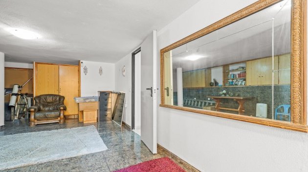 Reventa - Chalets -
Villamartín - Res. Las Filipinas