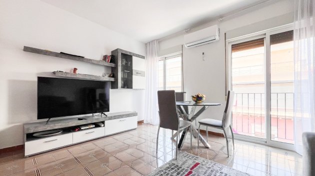 Reventa - Apartamentos -
Alicante - Center