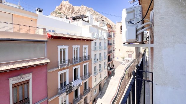 Reventa - Apartamentos -
Alicante - Center