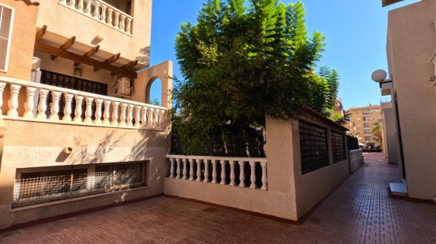 Resale - Apartments -
Torrevieja