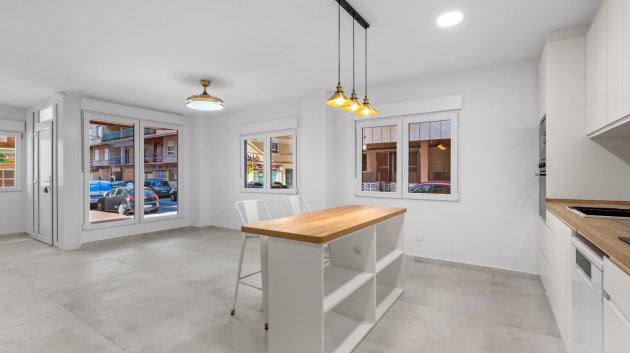 Revente - Appartements -
Torrevieja - El Acequión - Los Náufragos