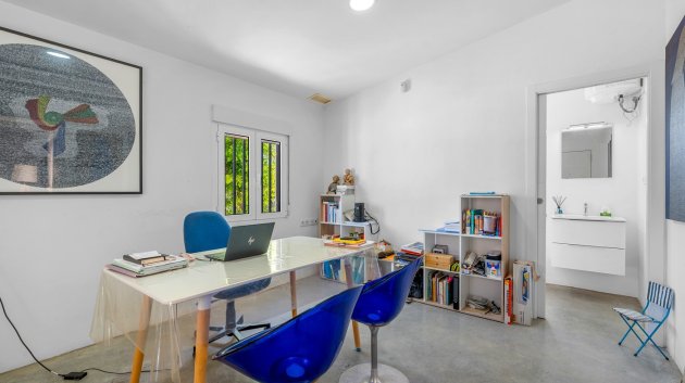 Revente - Villa -
Elche