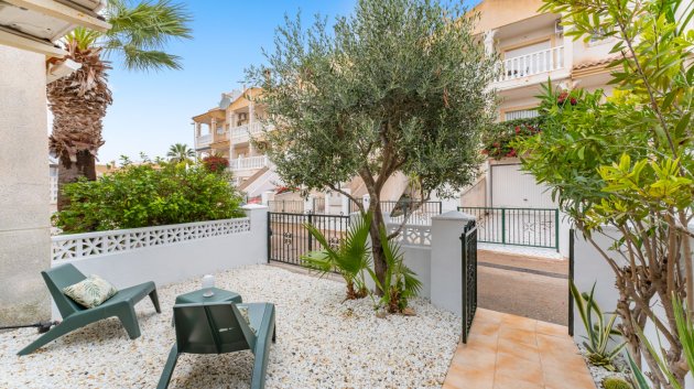 Reventa - Adosado -
Orihuela Costa - Villamartín