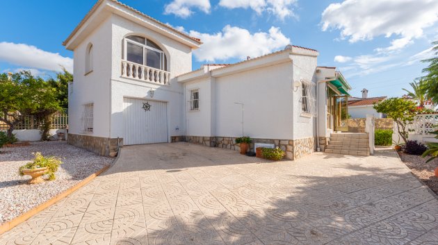 Revente - Villa -
Ciudad Quesada