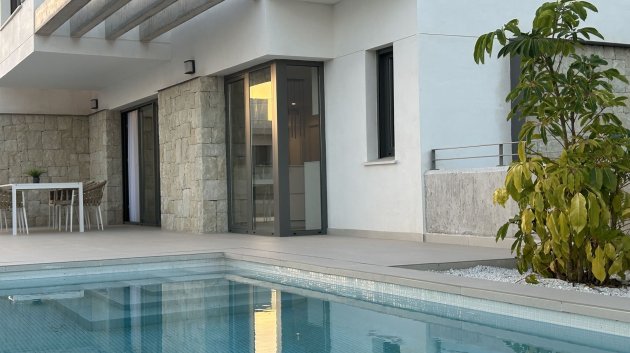 Obra nueva - Adosado -
Finestrat