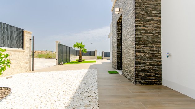 Obra nueva - Chalets -
Orihuela Costa - Orihuela